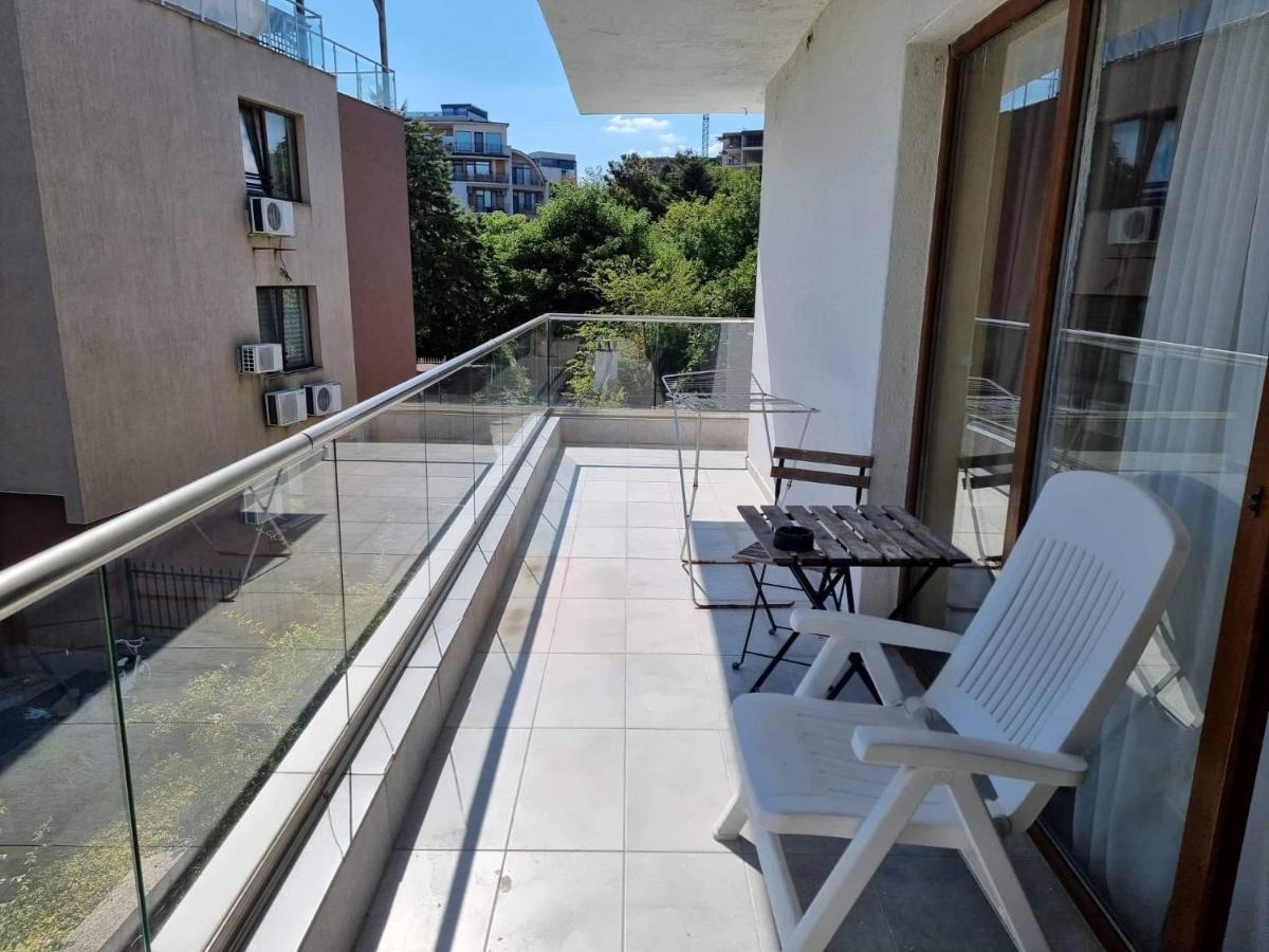 Kiara Apartments سينتس قسطنطين وهيلينا المظهر الخارجي الصورة