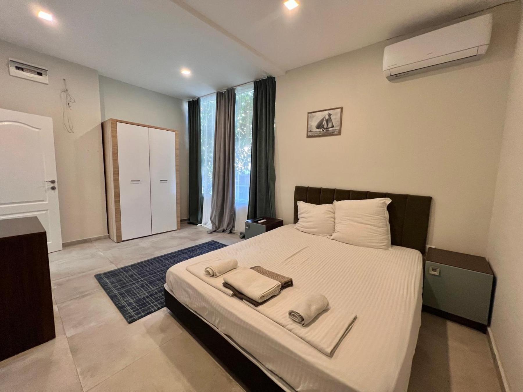 Kiara Apartments سينتس قسطنطين وهيلينا المظهر الخارجي الصورة