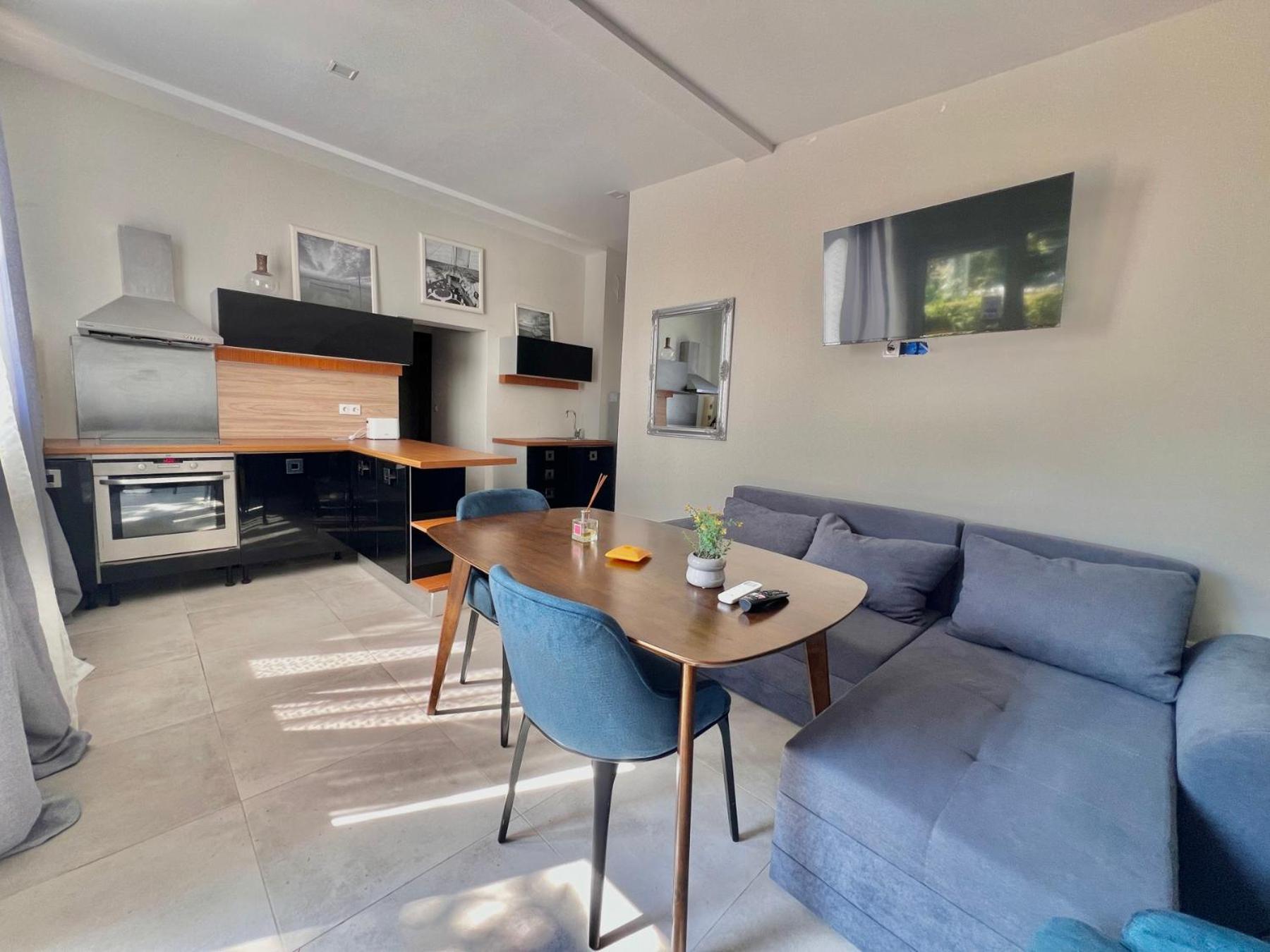 Kiara Apartments سينتس قسطنطين وهيلينا المظهر الخارجي الصورة