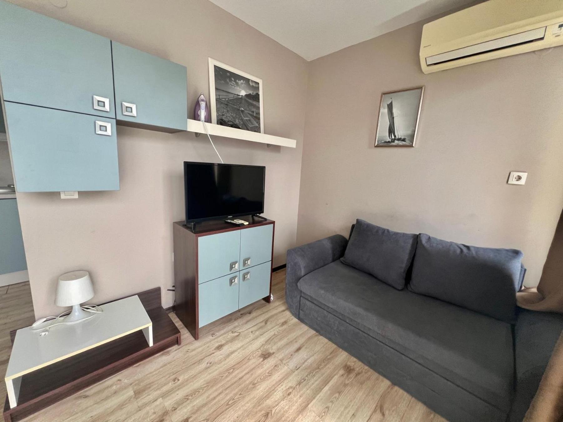 Kiara Apartments سينتس قسطنطين وهيلينا المظهر الخارجي الصورة