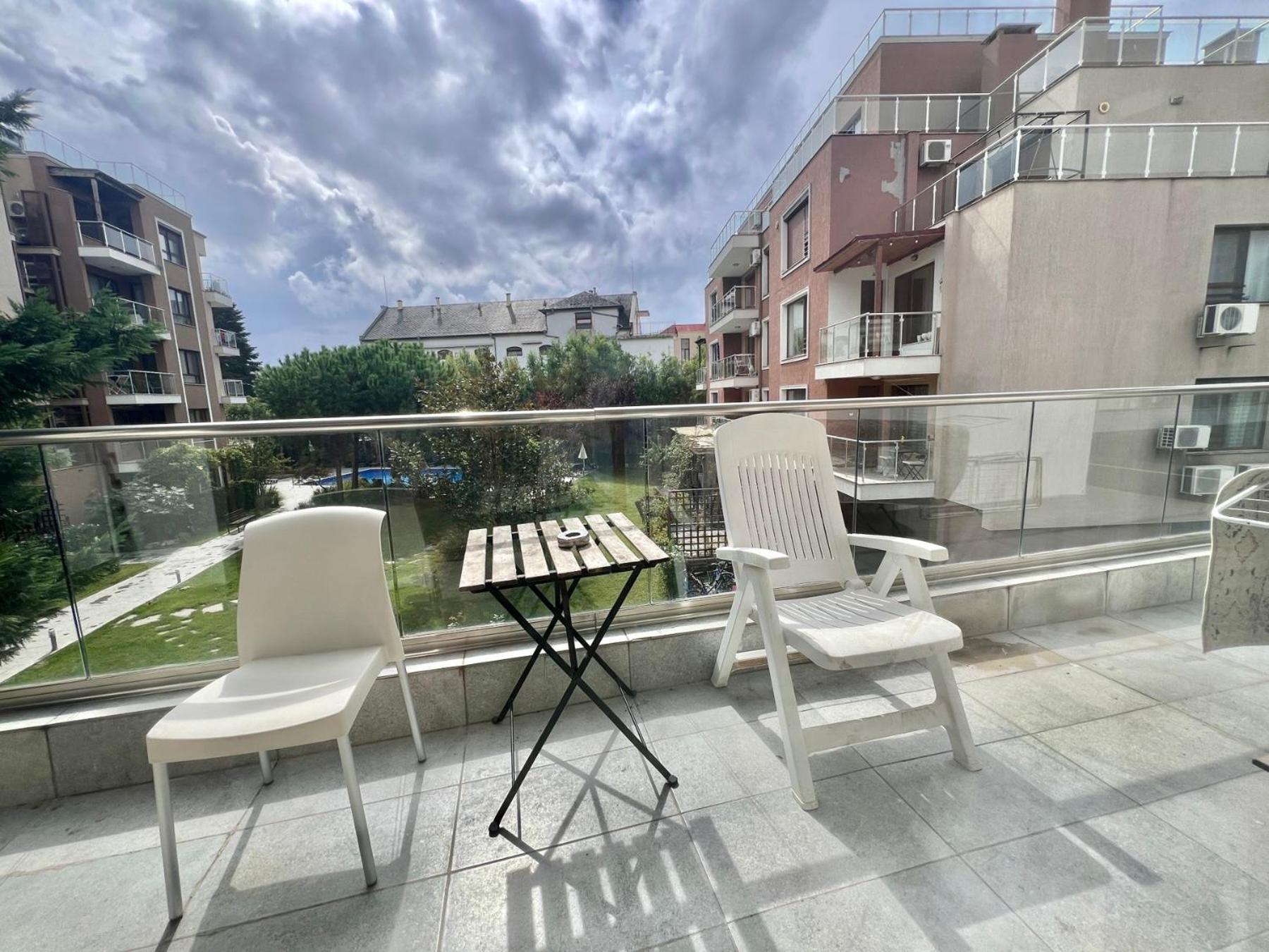 Kiara Apartments سينتس قسطنطين وهيلينا المظهر الخارجي الصورة